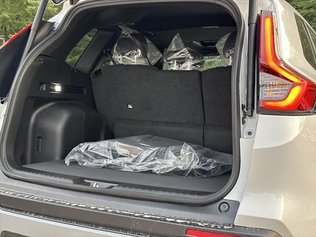 Photo of 2026 Platinum White Honda CR-V Hybrid