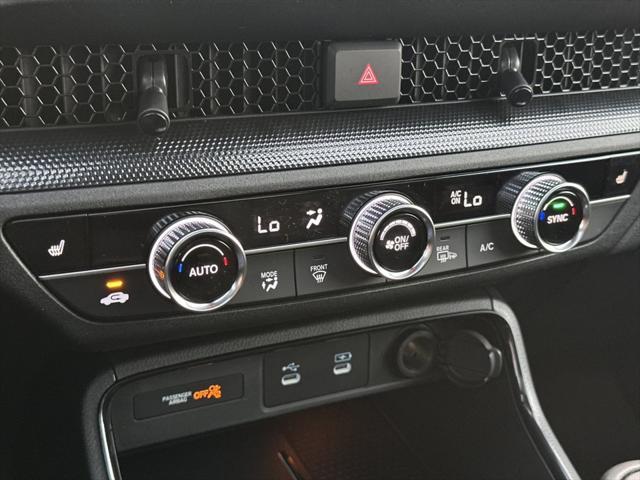 Photo of 2026 Platinum White Honda CR-V Hybrid