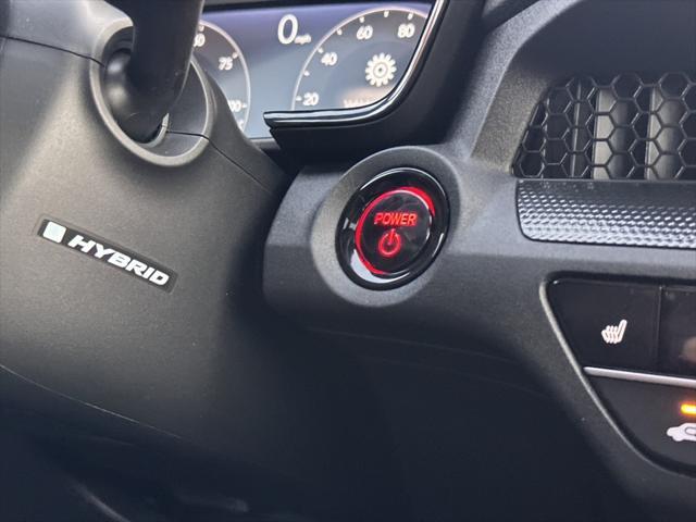 Photo of 2026 Platinum White Honda CR-V Hybrid