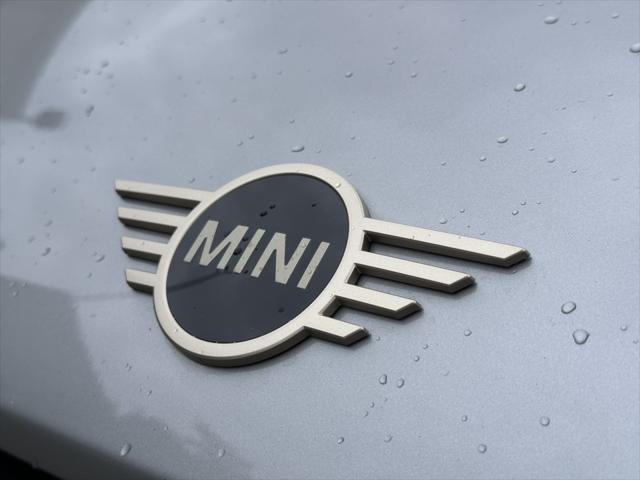 Photo of 2025 Silver MINI Hardtop