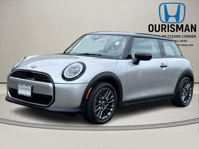 Photo of 2025 Silver MINI Hardtop