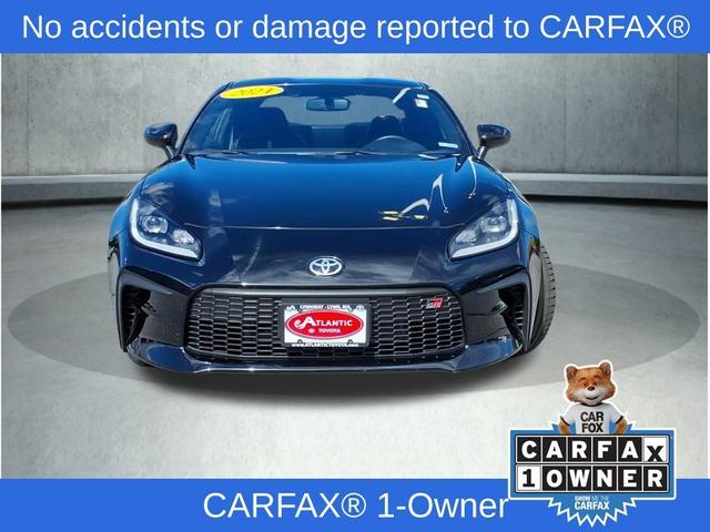 Photo of 2024 Raven Black Toyota GR86
