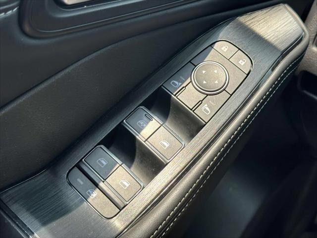 Photo of 2022 Boulder Gray Pearl Nissan Rogue