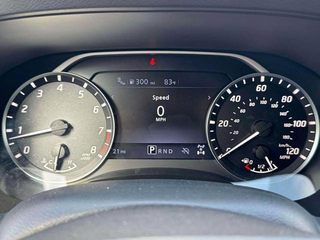 Photo of 2025 Glacier White Nissan Frontier