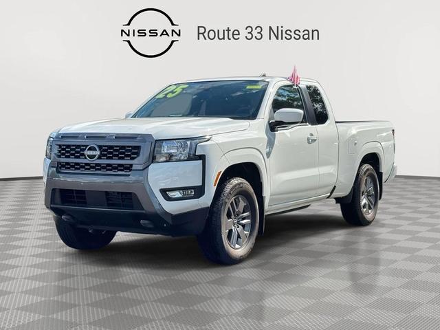 Photo of 2025 Glacier White Nissan Frontier