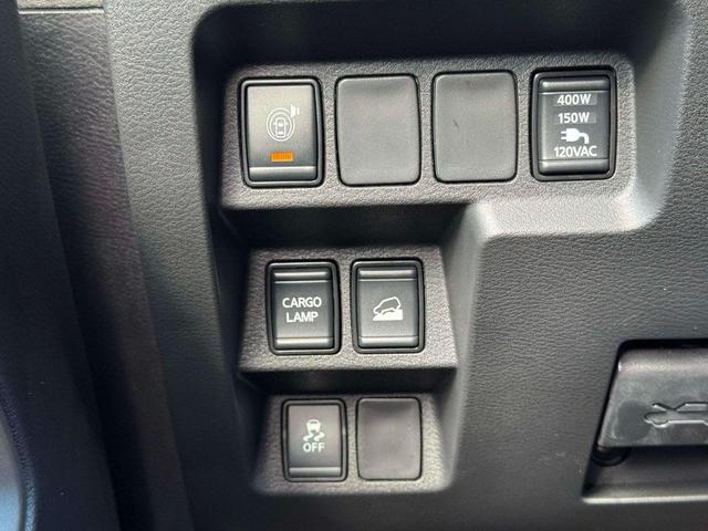 Photo of 2025 Glacier White Nissan Frontier