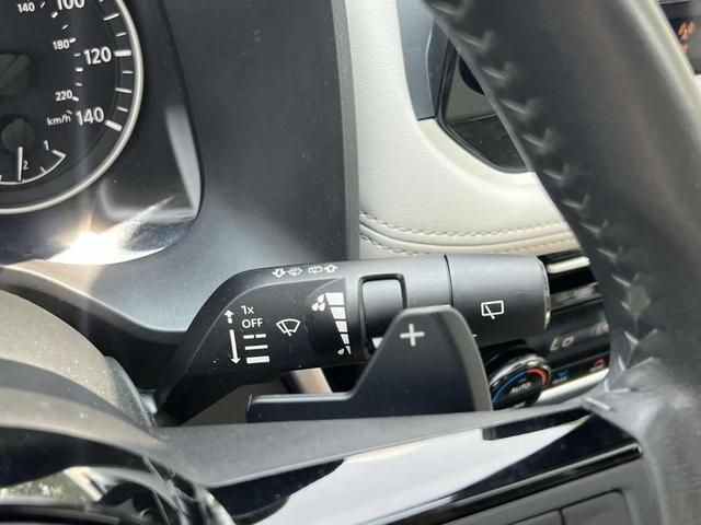 Photo of 2023 Pearl White Tricoat Nissan Rogue