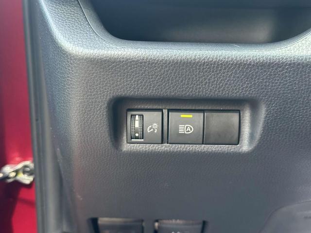 Photo of 2023 Ruby Flare Pearl Toyota RAV4