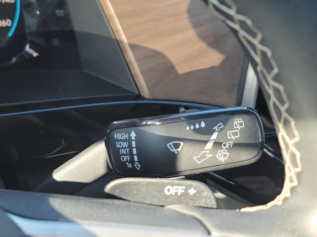 Photo of 2024 Platinum Gray Metallic Volkswagen Atlas