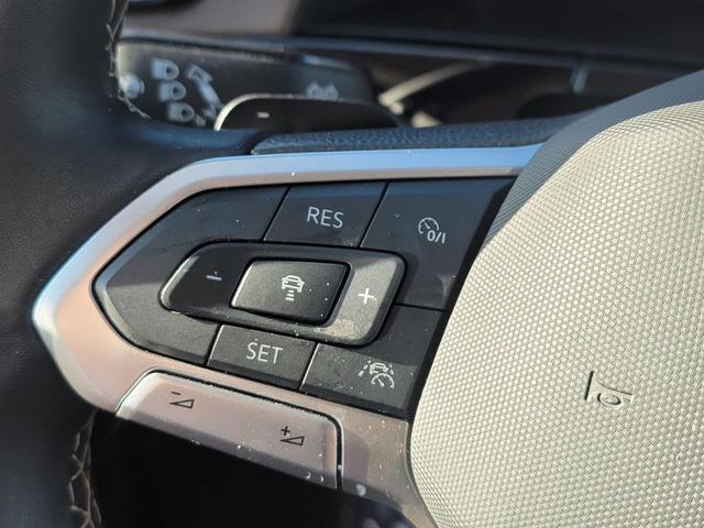 Photo of 2024 Platinum Gray Metallic Volkswagen Atlas