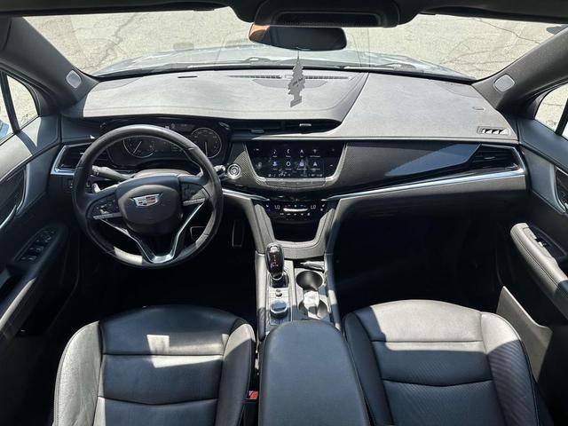 Photo of 2024 Argent Silver Metallic Cadillac XT6