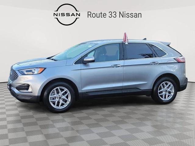 Photo of 2024 Iconic Silver Metallic Ford Edge