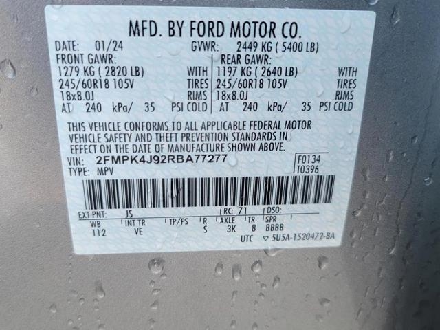 Photo of 2024 Iconic Silver Metallic Ford Edge