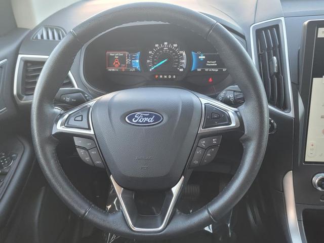 Photo of 2024 Iconic Silver Metallic Ford Edge