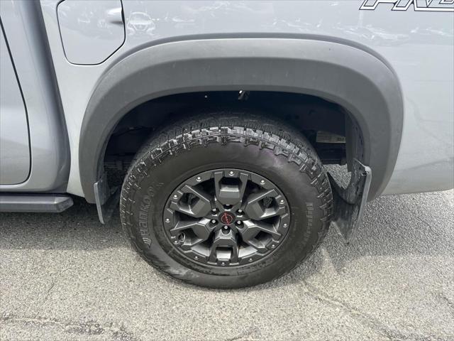 Photo of 2023 Boulder Gray Pearl Nissan Frontier
