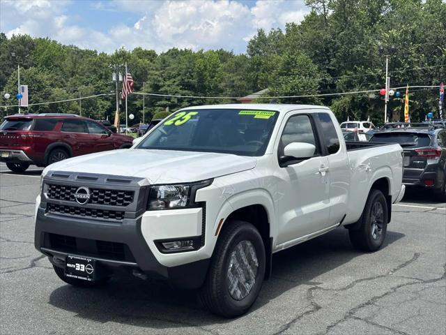 Photo of 2025 Glacier White Nissan Frontier