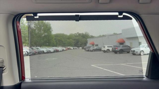 Photo of 2022 Scarlet Ember Tintcoat Nissan Pathfinder