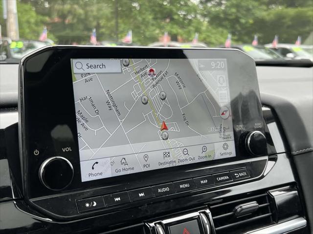 Photo of 2022 Scarlet Ember Tintcoat Nissan Pathfinder