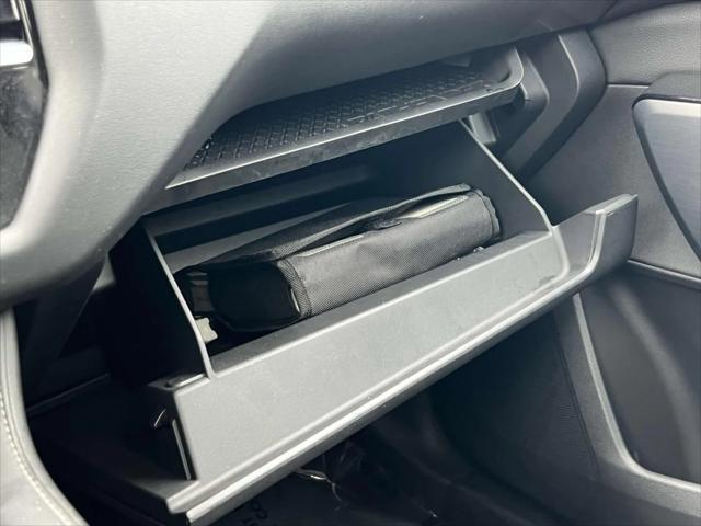 Photo of 2022 Scarlet Ember Tintcoat Nissan Pathfinder