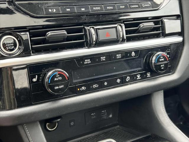 Photo of 2022 Scarlet Ember Tintcoat Nissan Pathfinder