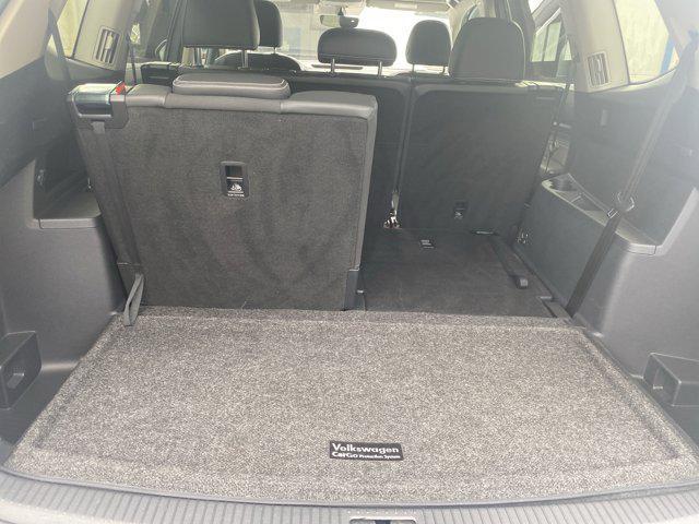 Photo of 2021 Pyrite Silver Metallic Volkswagen Atlas