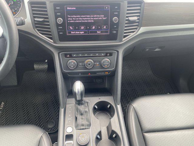 Photo of 2021 Pyrite Silver Metallic Volkswagen Atlas