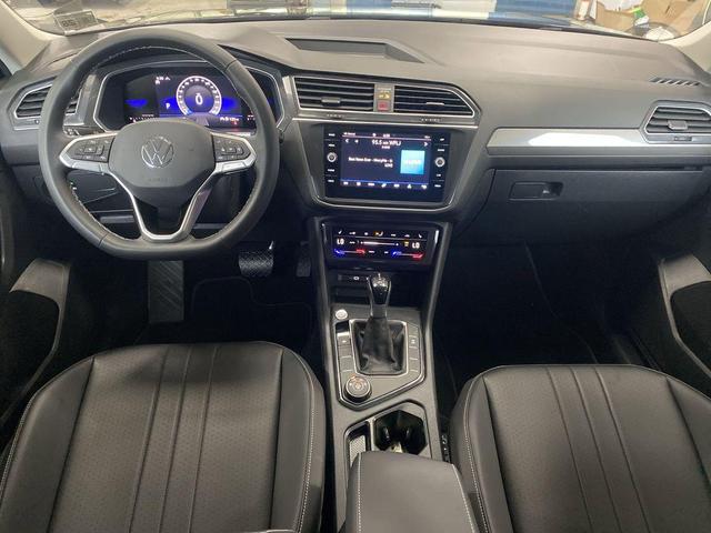 Photo of 2023 Deep Black Volkswagen Tiguan