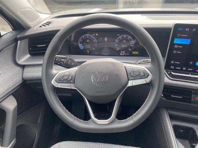 Photo of 2025 Pyrite Silver Metallic Volkswagen Tiguan