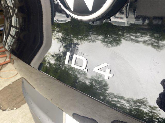 Photo of 2025 Deep Black Pearl Volkswagen ID.4