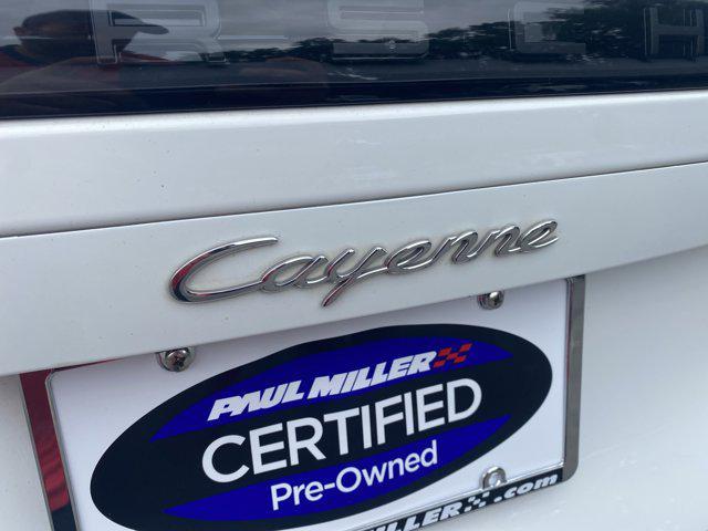 Photo of 2022 White Porsche Cayenne
