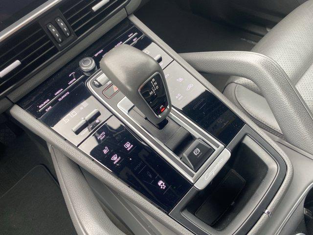 Photo of 2022 White Porsche Cayenne