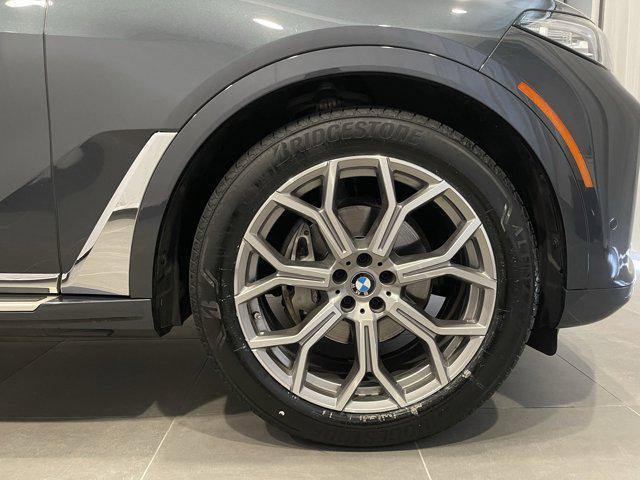 Photo of 2022 Arctic Grey Metallic BMW X7