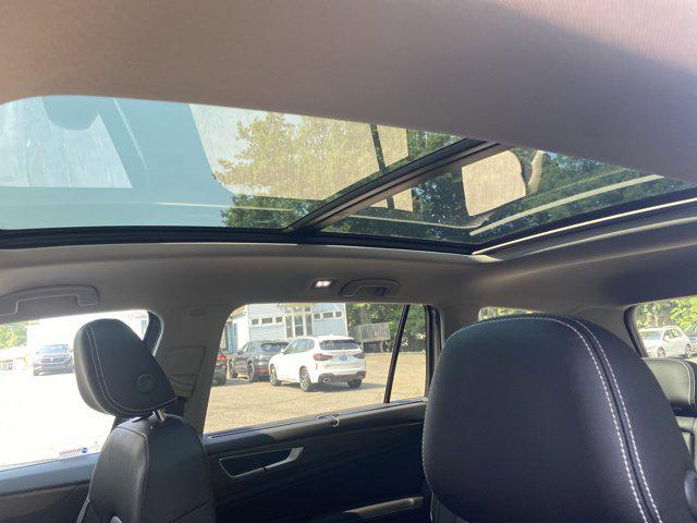 Photo of 2025 Platinum Gray Metallic Volkswagen Atlas