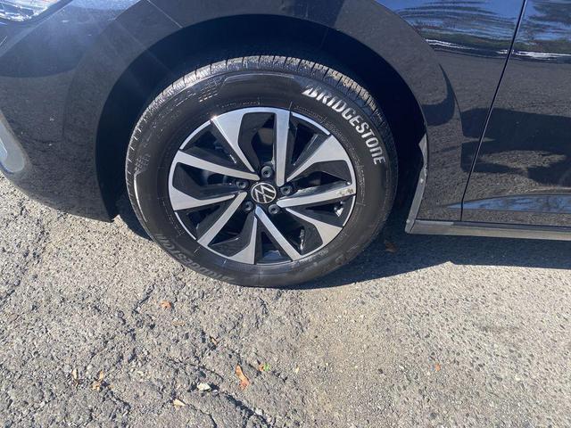 Photo of 2022 Black Volkswagen Jetta