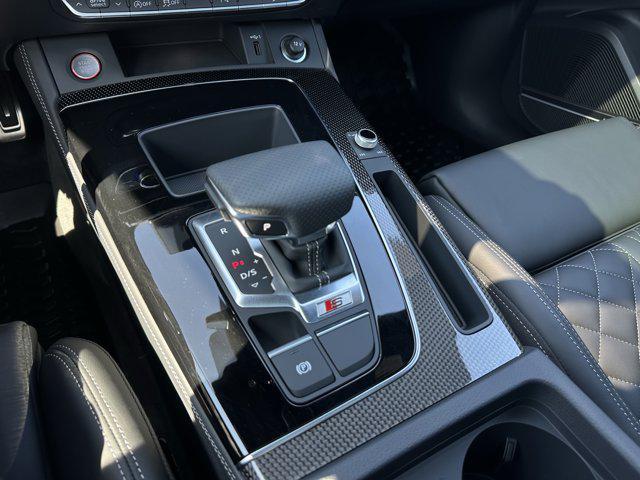 Photo of 2024 Mythos Black Metallic Audi SQ5