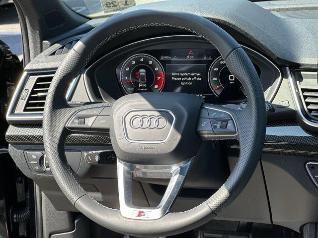Photo of 2024 Mythos Black Metallic Audi SQ5