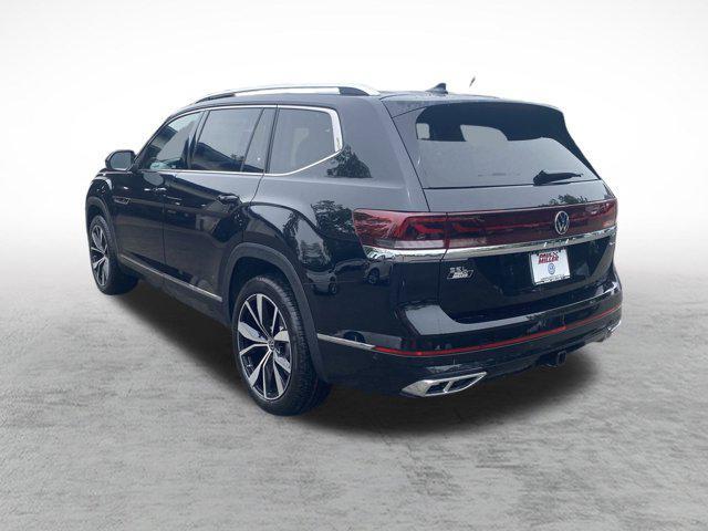 Photo of 2025 Deep Black Pearl Volkswagen Atlas