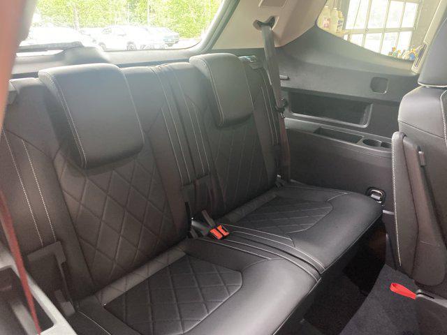 Photo of 2025 Deep Black Pearl Volkswagen Atlas