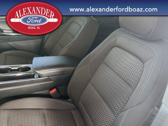 Photo of 2025 Summit White Chevrolet Equinox