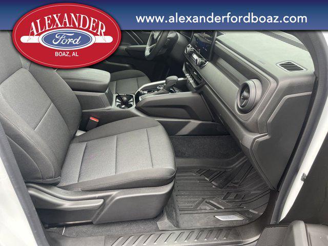 Photo of 2023 Summit White Chevrolet Colorado