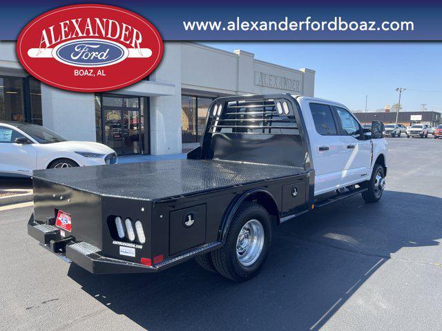 Photo of 2025 Oxford White Ford F-350