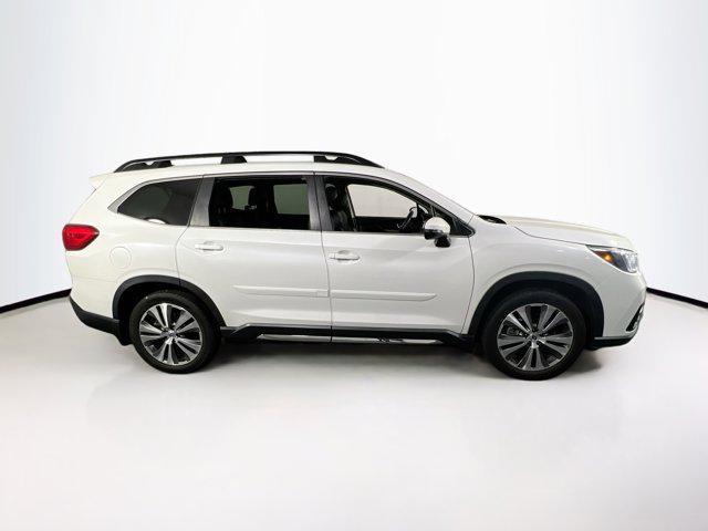 Photo of 2021 Crystal White Pearl Subaru Ascent