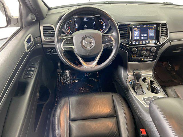 Photo of 2022 Bright White Clearcoat Jeep Grand Cherokee