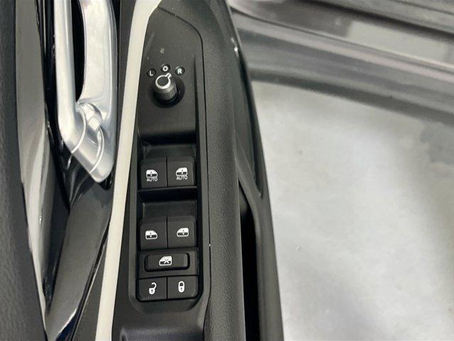 Photo of 2022 Granite Crystal Metallic Clearcoat Jeep Compass