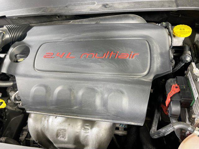 Photo of 2022 Granite Crystal Metallic Clearcoat Jeep Compass