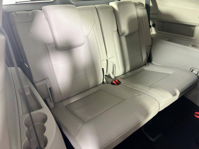 Photo of 2022 Pure White Volkswagen Atlas