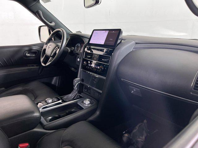 Photo of 2021 Aspen White Tricoat Nissan Armada