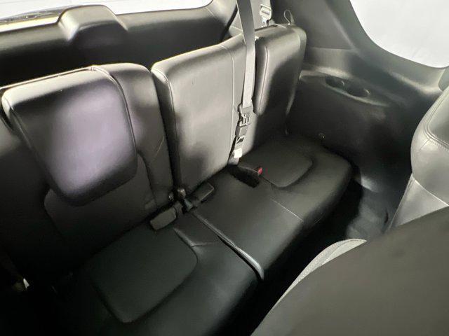 Photo of 2021 Aspen White Tricoat Nissan Armada