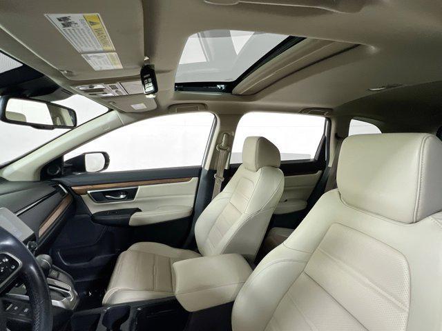 Photo of 2022 Platinum White Pearl Honda CR-V