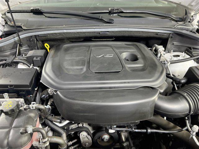 Photo of 2022 Bright White Clearcoat Jeep Grand Cherokee